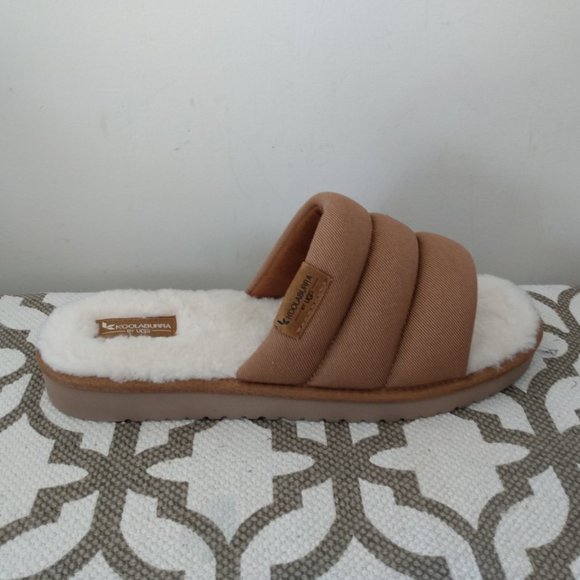 Koolabura by Ugg Rommie Sandal - Picture 6 of 8